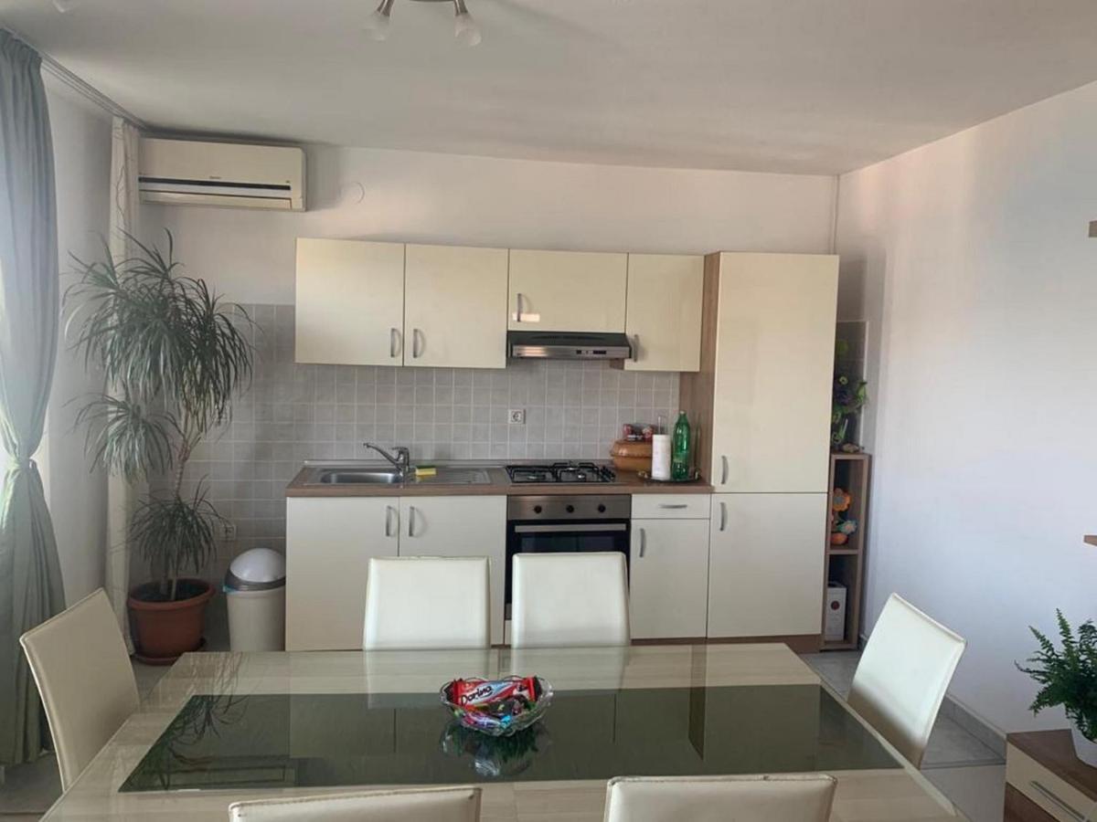 Apartman Kristina Trogir Bagian luar foto
